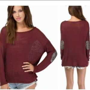 Tobi lightweight burgandy sweater Glam Elbow M/L